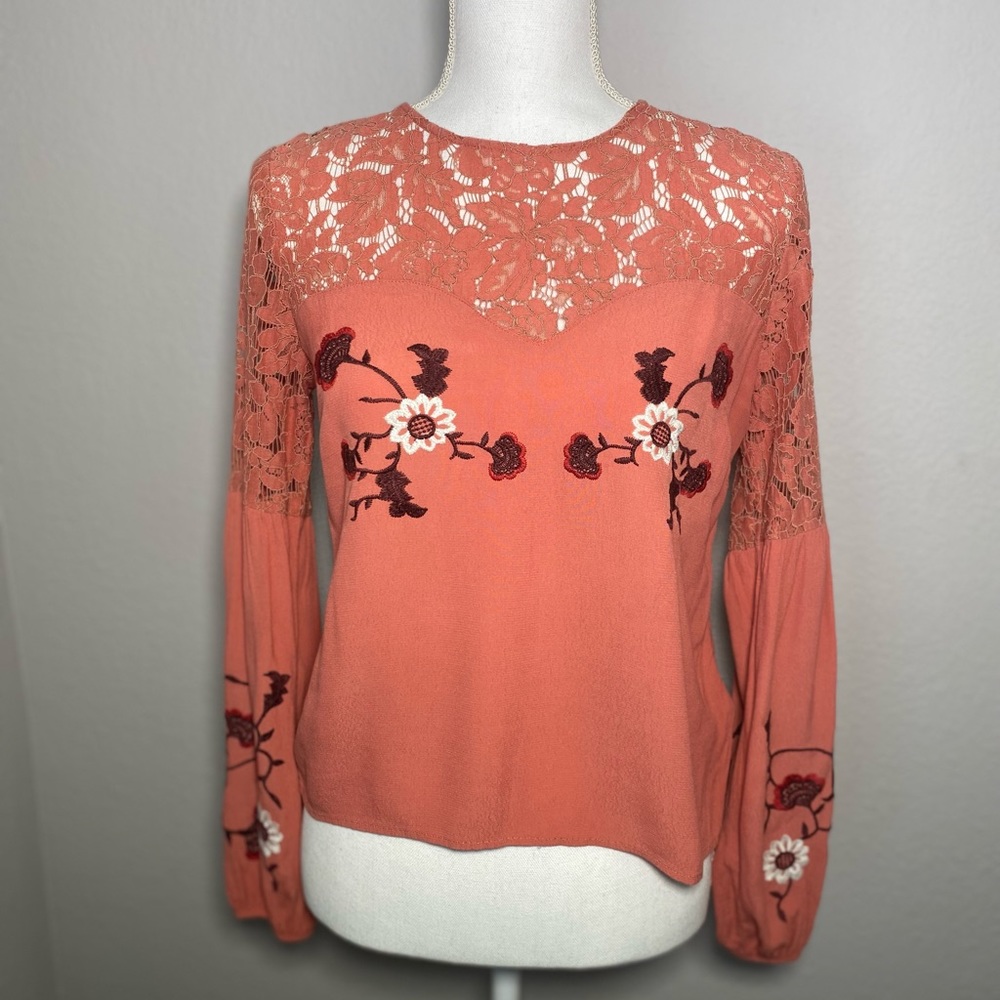 Forever 21 lace top